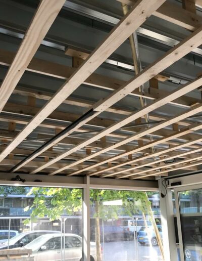 plafond-woning-renoveren-nieuw-plafond-vervangen-hofa-timmerwerken-veluwe-nunspeet-kantoor-bedrijfspand